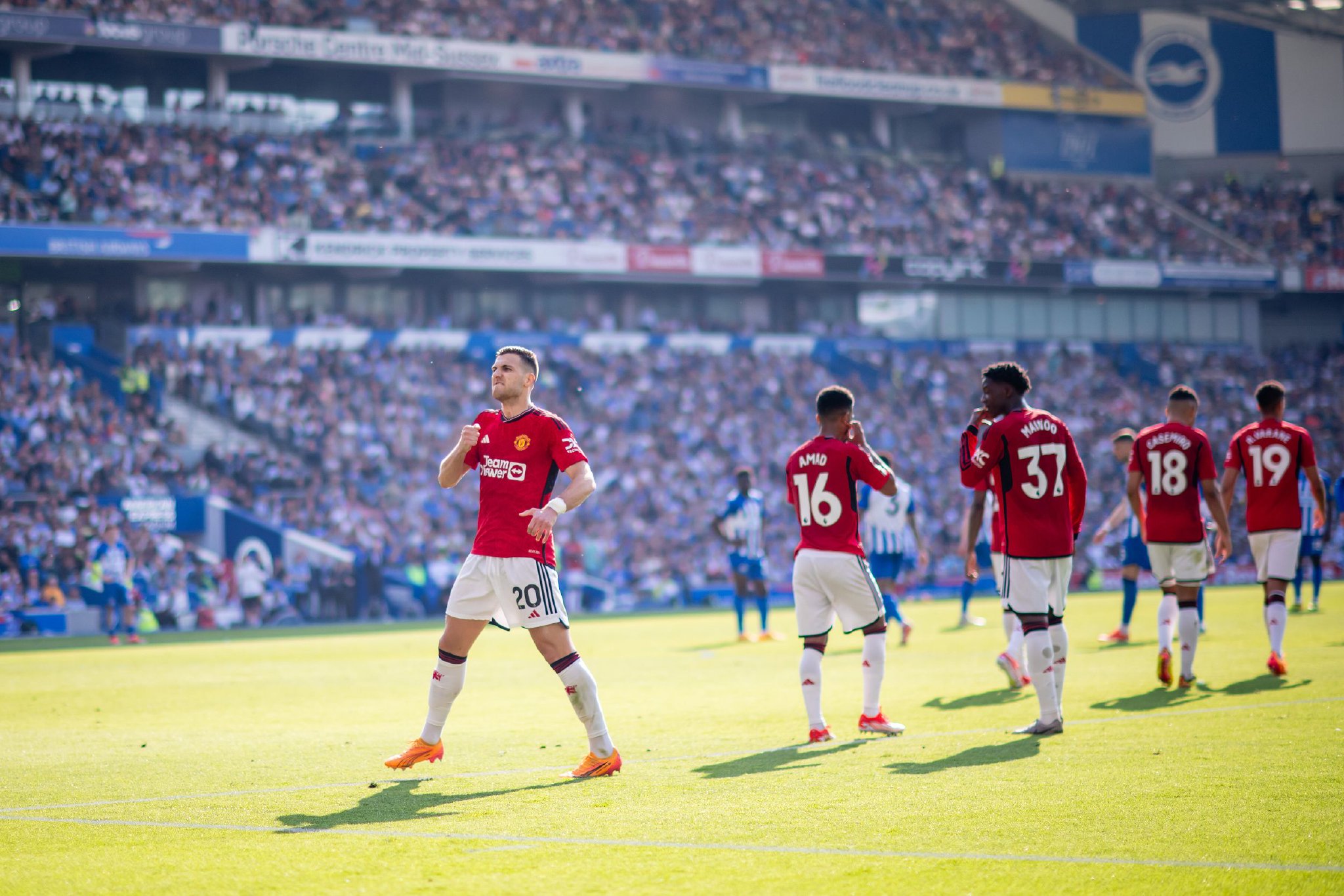 上铸成自己 上铸成自己